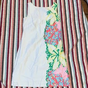 LILLY PULITZER WHITE DRESS W FLOWERS SZ 6